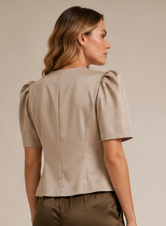 Collarless Short-Sleeve blazer, H&M  - Size L