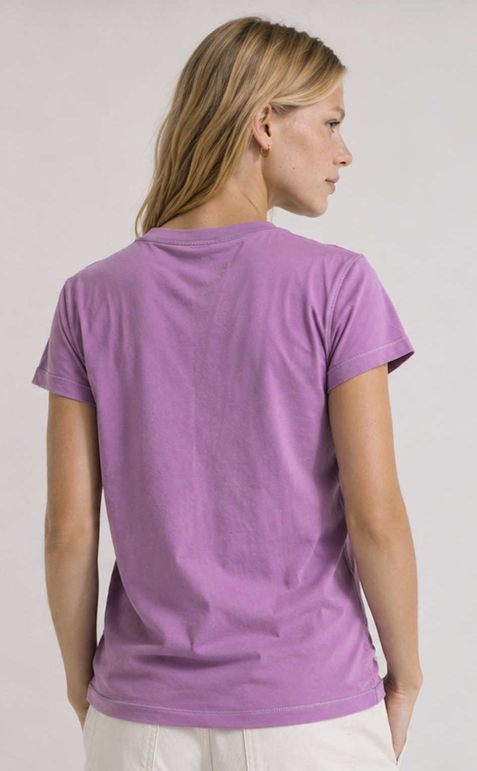 V-Neck Performance T-Shirt, adidas – Size M