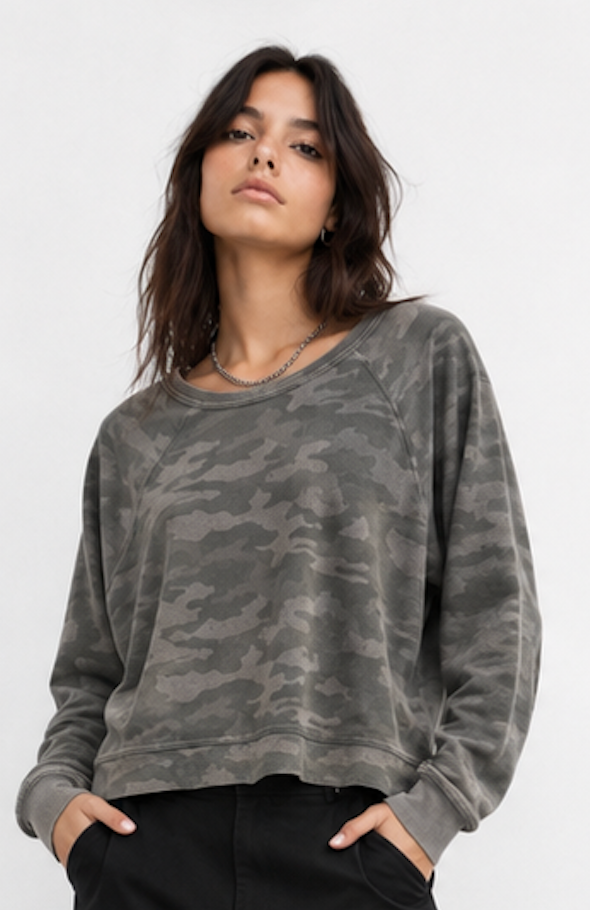 Camo Sweatshirt, Universal Thread GOODS CO. – Size M