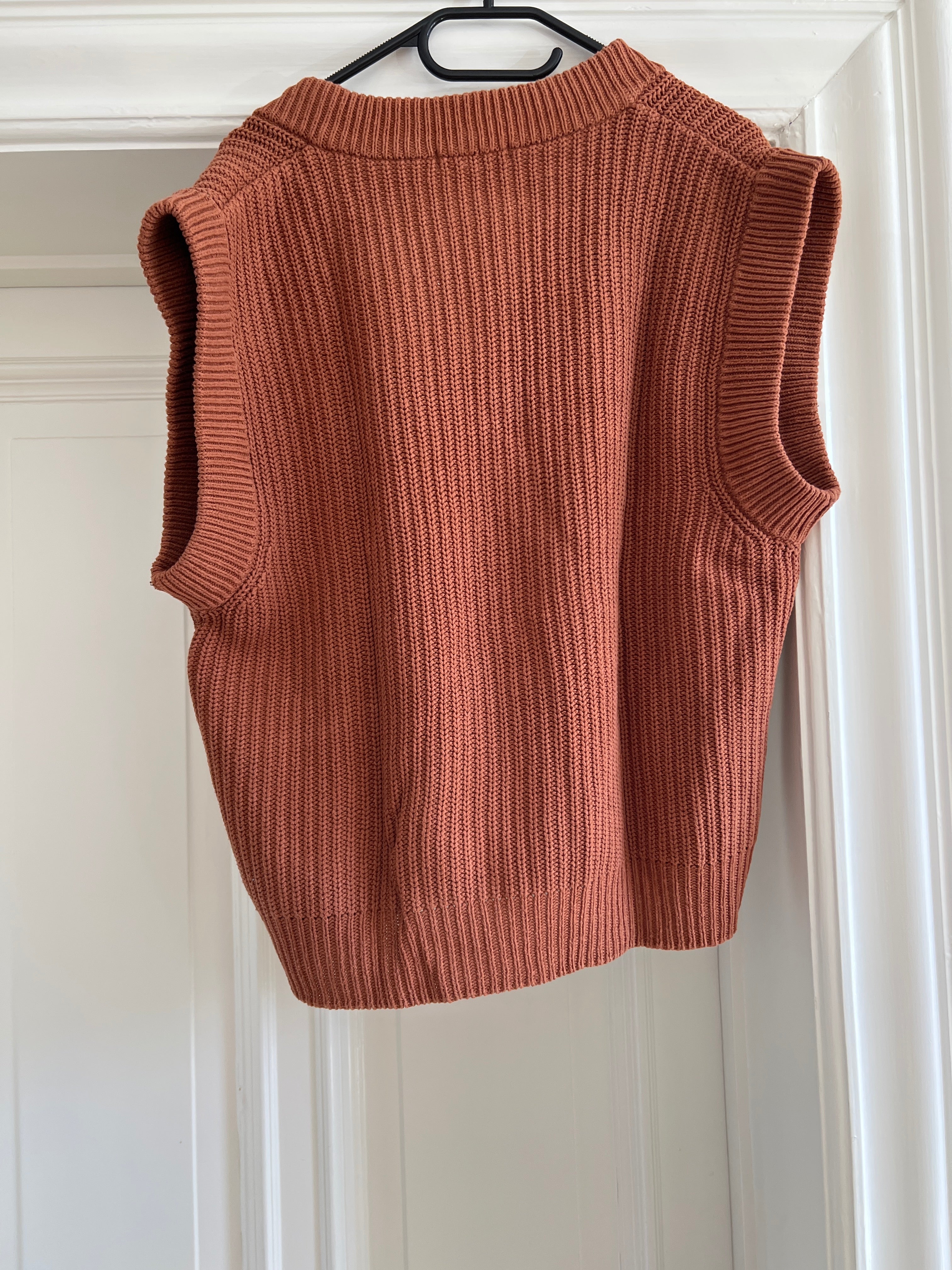 Oversized vest - back