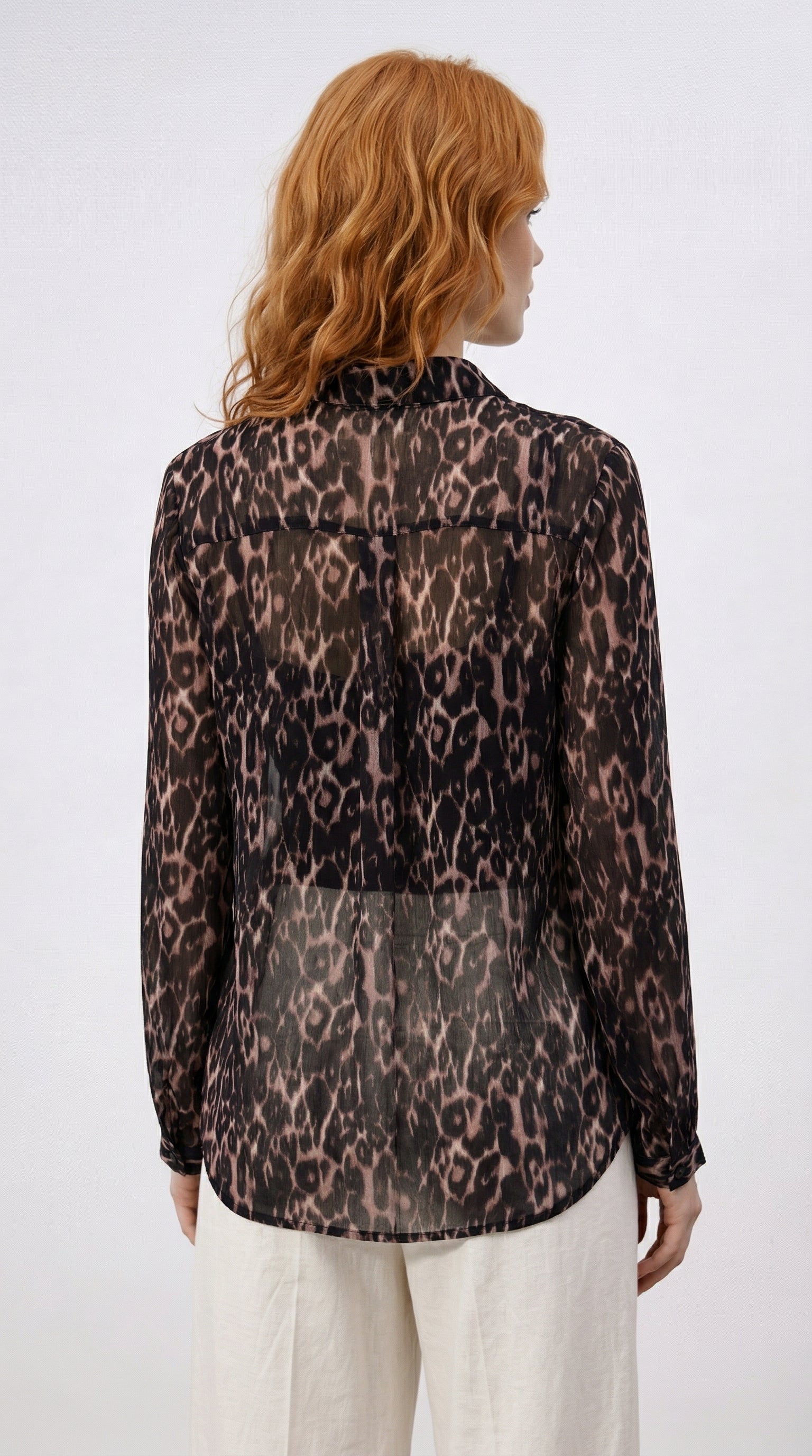 AI-generated model image (back) — ALMA